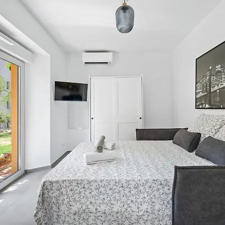 בית נופש Le Val Dor - Calme - Grand Jardin - Parking Prive