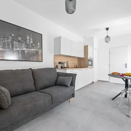 Le Val Dor - Calme - Grand Jardin - Parking Prive Ferienhaus