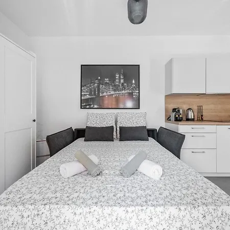 Le Val Dor - Calme - Grand Jardin - Parking Prive Ferienhaus *