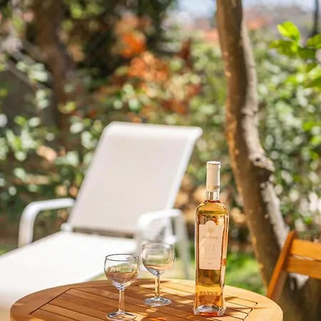 Le Val Dor - Calme - Grand Jardin - Parking Prive * Menton